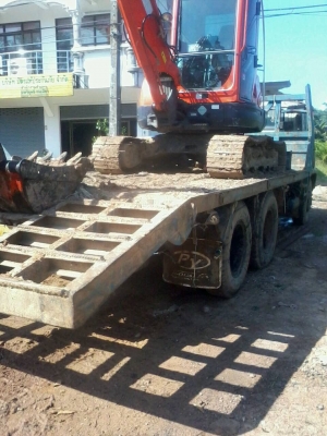 10ล้อท้ายลาด 175 แรงเพลาเดียวISUZU JCMรถใช้งานอยู่ เบรคทิฟฟี่ พ.เพาเวอร์ เครื่องสวย..เล่มพร้อม