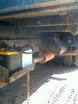 10ล้อท้ายลาด 175 แรงเพลาเดียวISUZU JCMรถใช้งานอยู่ เบรคทิฟฟี่ พ.เพาเวอร์ เครื่องสวย..เล่มพร้อม