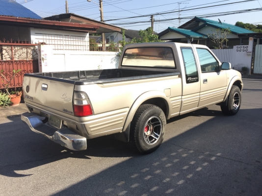 ขายDragon Rodeo ปี01 4x4 ครับ ขายDragon Rodeo ปี01 4x4 ครับ