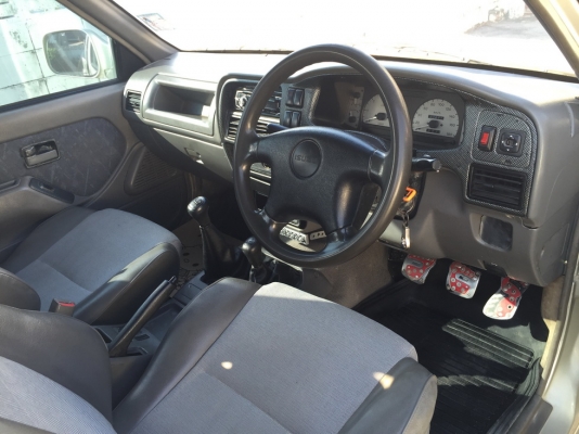 ขายDragon Rodeo ปี01 4x4 ครับ ขายDragon Rodeo ปี01 4x4 ครับ