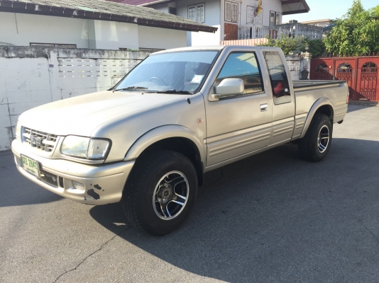 ขายDragon Rodeo ปี01 4x4 ครับ ขายDragon Rodeo ปี01 4x4 ครับ