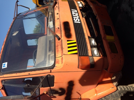 ขายรถบรรทุก6ล้อIsuzu Rocky เครื่อง6bg1 175แรง สนใจติดต่อ 0968858213