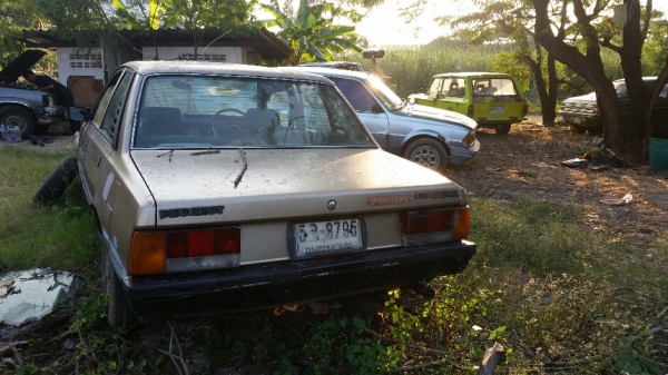 เปอร์โย 505 เครื่องโตฌยต้า 3s เกียร์ออโต้ ขับหลังลงเล่ม มี lpg ขาย 26,000