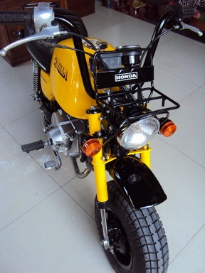 ขาย Gorilla รุ่นปี 1979 หาอยู่ไม่ผิดหวังครับ ขาย Gorilla รุ่นปี 1979 หาอยู่ไม่ผิดหวังครับ