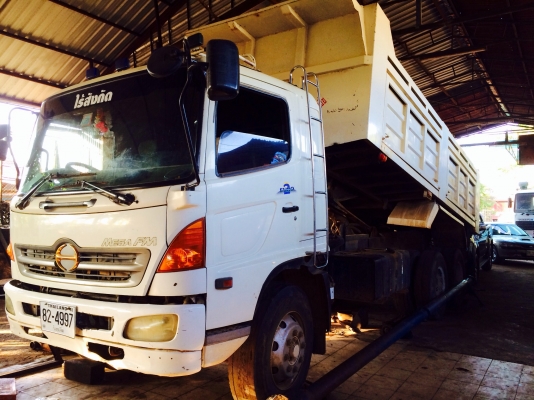 ขายด่วน  รถสิบล้อสองเพลาดั้มพ์  HINO  MEGA  260  สภาพดี มีปัญหาเกียร์พัง
