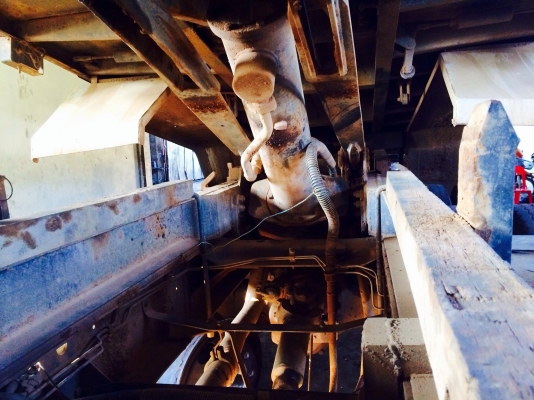 ขายด่วน  รถสิบล้อสองเพลาดั้มพ์  HINO  MEGA  260  สภาพดี มีปัญหาเกียร์พัง