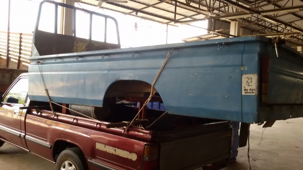 กระบะแสตนเลส