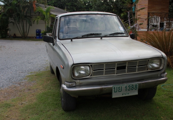 ขายmazda1000เกียร์คอ กระจังอลู ทะเบียนโอนราคาไม่แรง