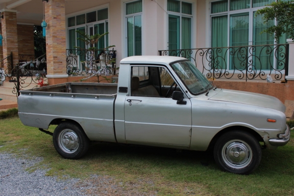 ขายmazda1000เกียร์คอ กระจังอลู ทะเบียนโอนราคาไม่แรง ขายmazda1000เกียร์คอ กระจังอลู ทะเบียนโอนราคาไม่แรง