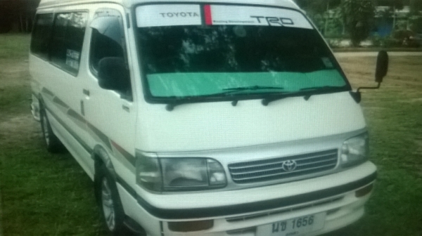 ให้ไปใช้ฟรีๆ  รถไม่ค้างงวดชำระ ครับ รถตู้หลังคาสูง ปี 1997 ช่วงยาว สวย สภาพดี ไม่ต้องซ่อมใด ๆ แล้ว