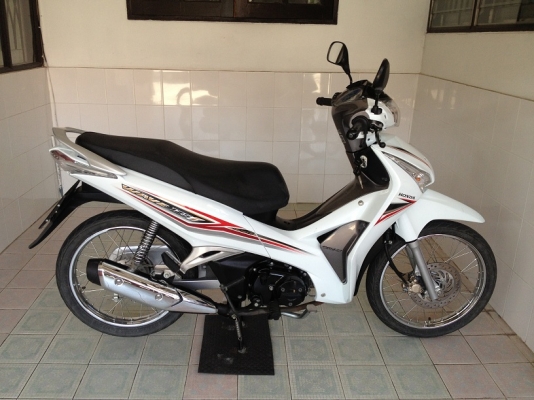 Wave125i สภาพมือ1 วิ่ง9000 ปลายปี56 (ของแถม 4 รายการ)