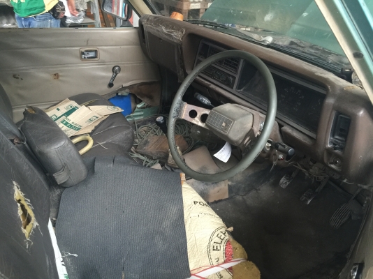 รถกระบะ4ล้อบรรทุก ยกดั้มได้มิตซูฯ L078YLU-2793 เครื่อง AV-8791..เล่มพร้อมภาษีไม่ขาด...