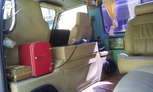 ขายรถตู้ NISSAN URVAN