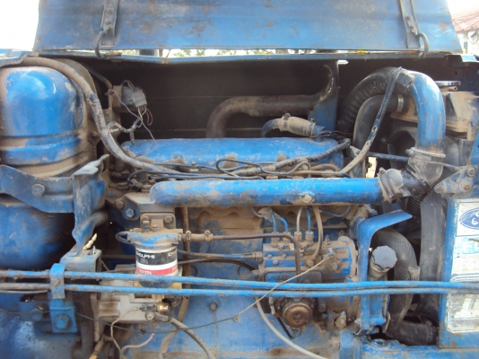 ขายรถไถฟอร์ด 6600 T3 ราคา 300000 บาท โทร 087-0055449 พร้อมทะเบียน ไม่รวมผาน