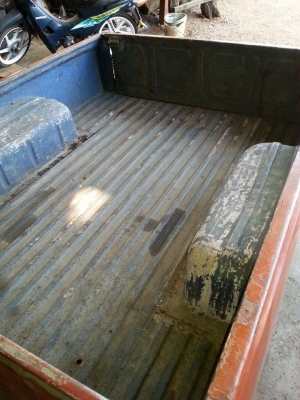 ขายลูกกระบะดัทสัน620ช้างเหยยีบ 4 ขอไฟนอน สีส้มครับ