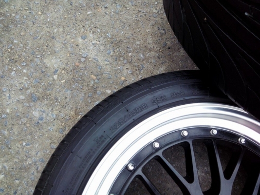 BBS 18 5รู114.3กว้าง8 พร้อมยางนันกังปี13 225-45-18