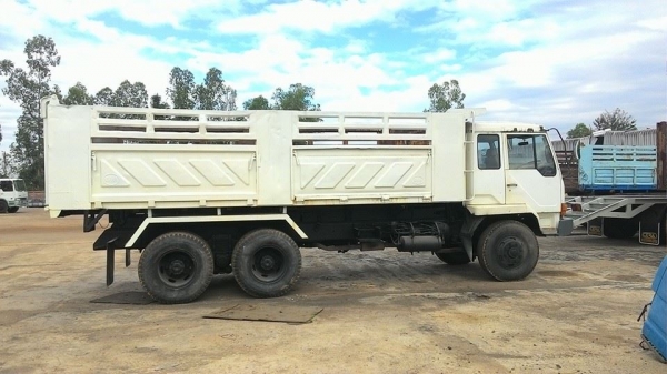 แสงฟ้าเต้นรถ///ขายรถ10ล้อดั้มมิตรซูFN527-MTF27XX ไม่มีเทอรืโบ ยางใหม่10เส้น