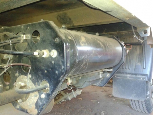 ขาย10ล้อ2เพลา HINO MEGA260 สภาพพร้อมใช้งาน ออกป้ายแดงมือเดียว แชชซีสวยเครื่องดี สภาพพร้อมหางพับกระบอกไฮดรอริกซ์