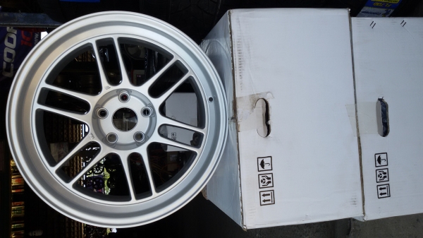 ขายล้อใหม่ RPF1ขอบ18 5รู114ชุดละ16500