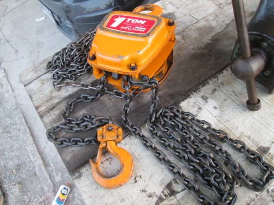 รอกโซ่KITO 1Ton