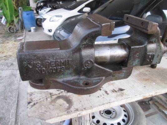 ปากกาจับงาน ปากขนาด 6" ปากกาจับงาน ปากขนาด 6"