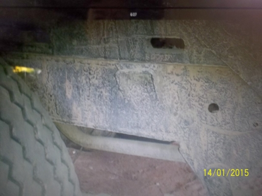 ขาย4ล้อกลางติดเครน