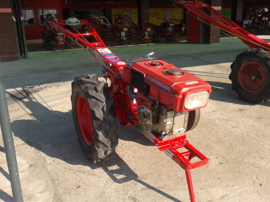 ขายเครื่ยงET95พร้อมโครงบางนาสามเกียร์