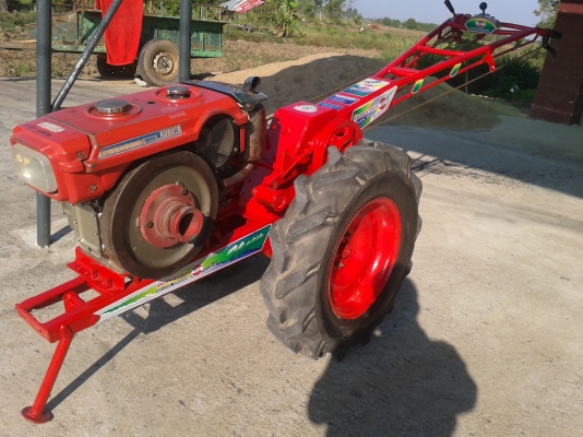 ขายเครื่ยงET95พร้อมโครงบางนาสามเกียร์