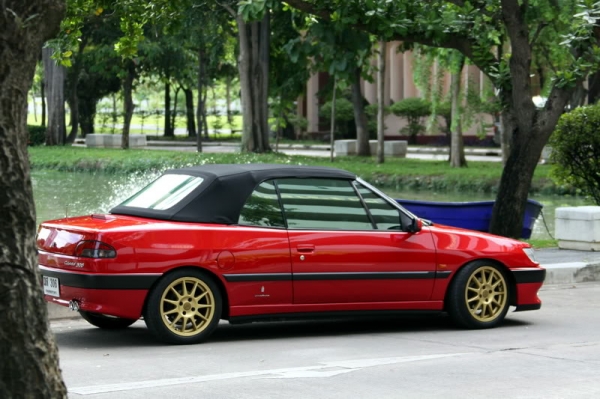 เปอโย 306 เปิดประทุน แต่งสวย สภาพ พร้อมใช้งาน ครับผม เปอโย 306 เปิดประทุน แต่งสวย สภาพ พร้อมใช้งาน ครับผม