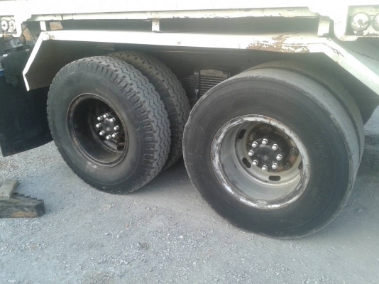 ขายด่วน ไอ้หลง FUSO  FM527 turbo  2เพลา,ดั้ม