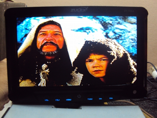 ขายยกชุดวิทยุติดรถยนต์ เครื่อง จอ ลำโพง 2500 บาท