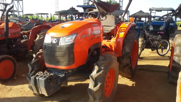 ขายรถไถคูโบต้าL3608โฟวินพร้อมใช้งานราคาต่อรองได้นะครับ