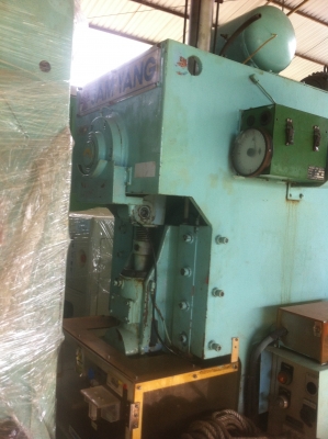 เครื่องปั้มโลหะ Press Machine ขนาด25 ตัน SAM YANG พร้อมใช้งาน(มี 4 เครื่อง)