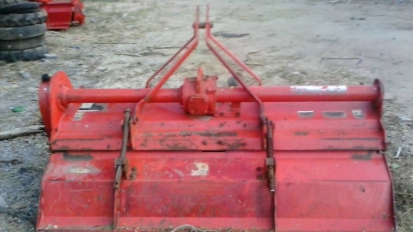 ขายรถไถคูโบต้าL4508  ใบมีดดันหน้าพร้อมใช้งาน