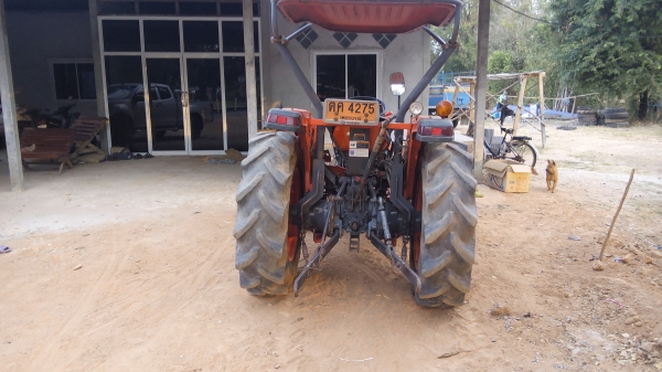 ขายรถไถคูโบต้าL4508  ใบมีดดันหน้าพร้อมใช้งาน