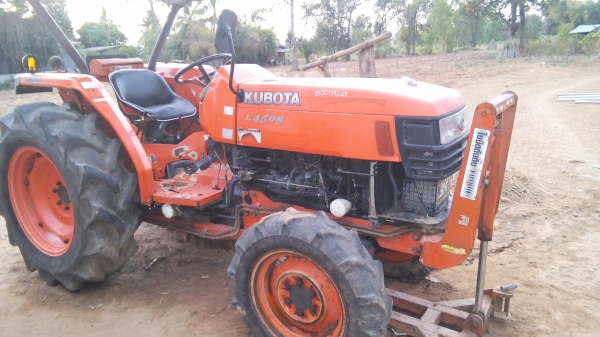 ขายรถไถคูโบต้าL4508  ใบมีดดันหน้าพร้อมใช้งาน