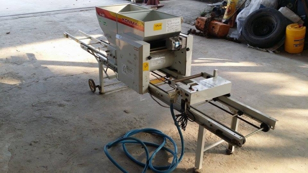 เครื่องโรยเมล็ด KONMAR เก่าญี่ปุ่น รุ่น SP-G22 สภาพสวยพร้อมใช้งาน เครื่องโรยเมล็ด KONMAR เก่าญี่ปุ่น รุ่น SP-G22 สภาพสวยพร้อมใช้งาน