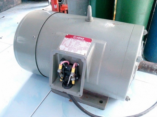 ขาย มอเตอร์ 5HP ไฟ 220โวล  มือสอง สภาพ90\% ครับ