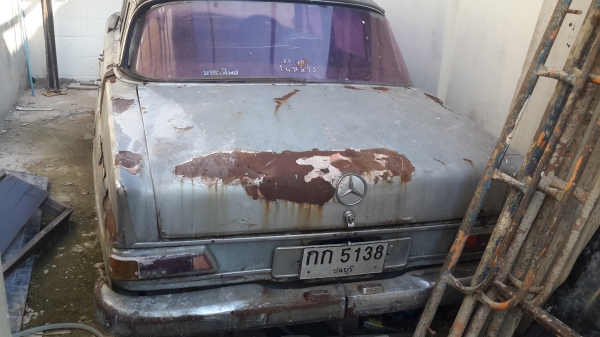 ขายเบนซ์180หางปลาถูกๆ