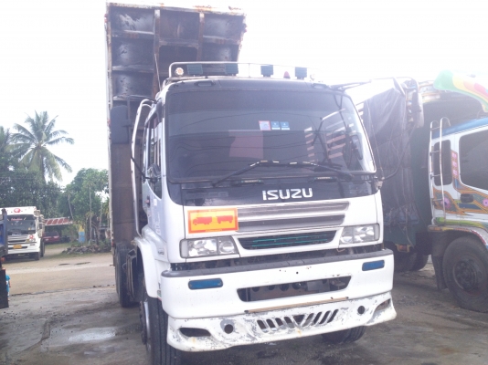 รถสวย สภาพดี พร้อมใช้งาน