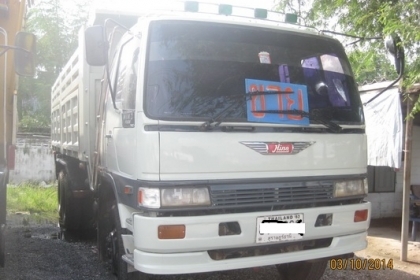 ขาย 3M สองเพลาดั้มพ์ 240 แรง สวยพร้อมใช้ โทร 088-4501277