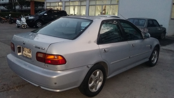 เตารีดสีประตูเกียออโต้เอกสารพร้อมโอน เตารีดสีประตูเกียออโต้เอกสารพร้อมโอน