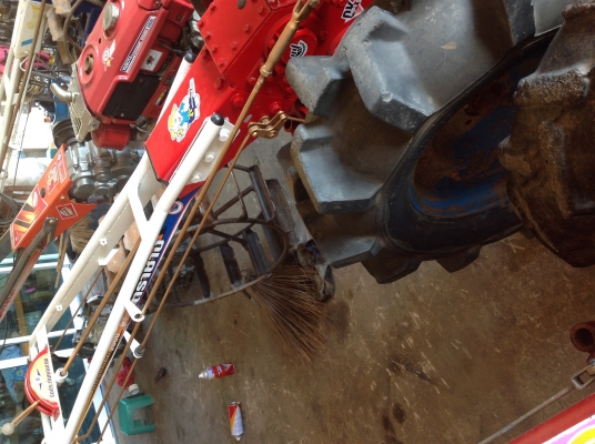 ขายโครงรถไถนาเดินตามยี่ห้อบิ๊กจิ๋วพร้อมเครื่องคูโบต้าRT110สภาพดีพร้อมใช้งานครับ