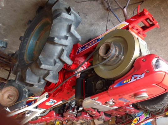 ขายโครงรถไถนาเดินตามยี่ห้อบิ๊กจิ๋วพร้อมเครื่องคูโบต้าRT110สภาพดีพร้อมใช้งานครับ