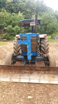 ขายรถไถ FORD 6600 เพลาเดี่ยว เล่มทะเบียน ใบมีดดันหน้า 7 จาน ราคา 280000