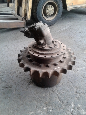 ขายตัวเดินฮิตาชิ UH07-7 / UH083 ขายตัวเดินฮิตาชิ UH07-7 / UH083