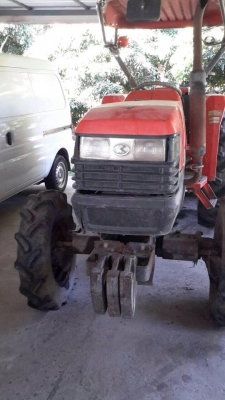 ขายรถไถ Kubota รุ่น L4508 สภาพดีมาก เพิ่งใช้แค่ 3,017ชั่วโมง เองครับ พร้อมขาย รถจอดที่ จังหวัดลำพูนครับ สนใจติดต่อ Gun Lamphun 093-9319456