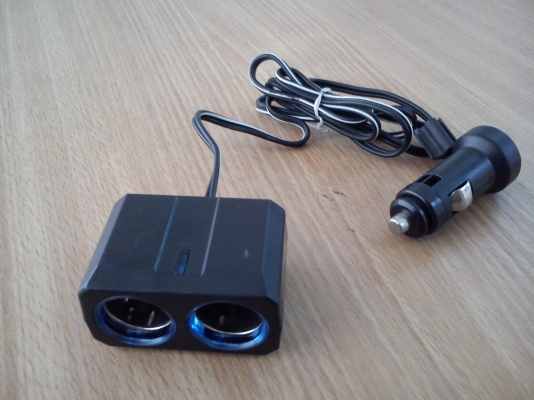 ช่องต่อพ่วงไฟ ตรงชองที่จุดบุหรี่ แบบ2ช่อง รุ่นใหม่จากญี่ปุ่นแบบมีไฟแสงสีฟ้า ช่องต่อพ่วงไฟ ตรงชองที่จุดบุหรี่ แบบ2ช่อง รุ่นใหม่จากญี่ปุ่นแบบมีไฟแสงสีฟ้า