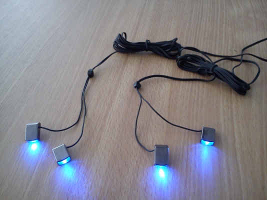 ไฟประดับตกแต่งในรถยนต์แสงสีฟ้า มีสวิตช์เปิด-ปิด ใช้งานต่อกับช่องที่จุดไฟบุหรี่ ไฟประดับตกแต่งในรถยนต์แสงสีฟ้า มีสวิตช์เปิด-ปิด ใช้งานต่อกับช่องที่จุดไฟบุหรี่