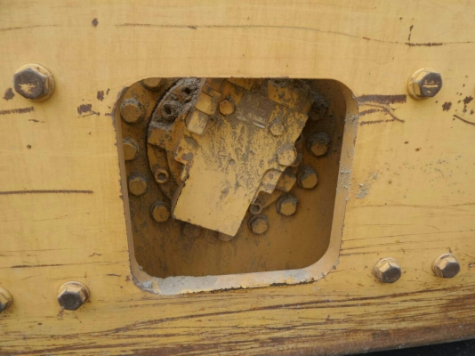 ขายรถบด SAKAI SV512D เล่มทะเบียน เปลือกเดียว เครื่องเปอร์กิ้น ราคา 1200000